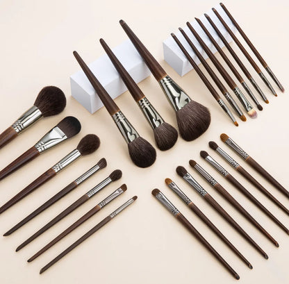 OVW Natural Goat Hair Makeup Brush Set - Professional Blending, Smudging & Shader Kit