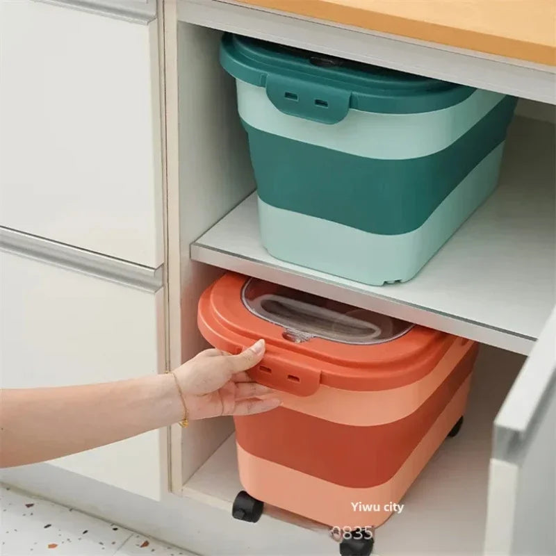 Foldable Dog Food Storage Bucket – Mildew-Proof & Moisture-Proof for Kitchen or Travel
