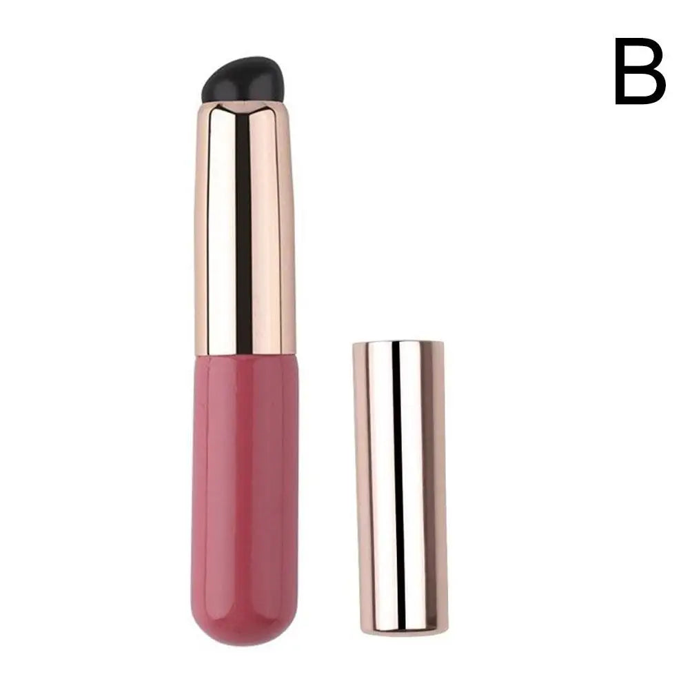 Silicone Lip Brush with Cover - Soft Round Head Concealer & Lipstick Makeup Brush