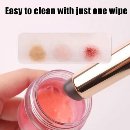 Silicone Lip Brush with Cover - Soft Round Head Concealer & Lipstick Makeup Brush