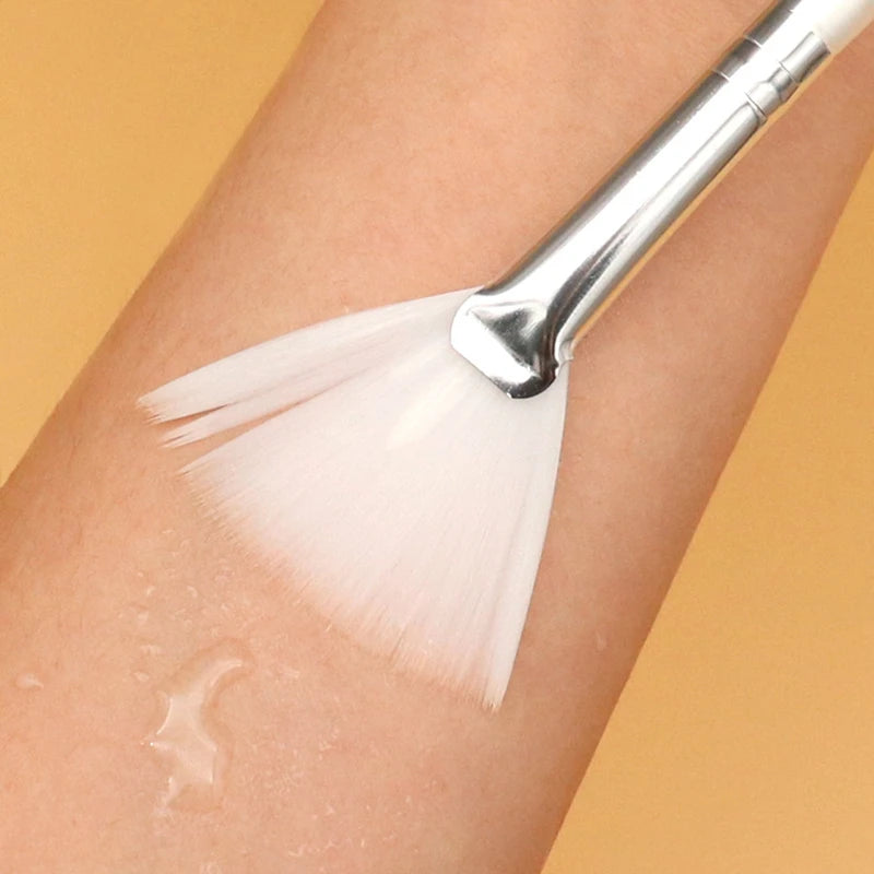 Fan Shape Foundation Makeup Brushes – 10/20/50pcs Multifunctional for Face Mask & Beauty Tools
