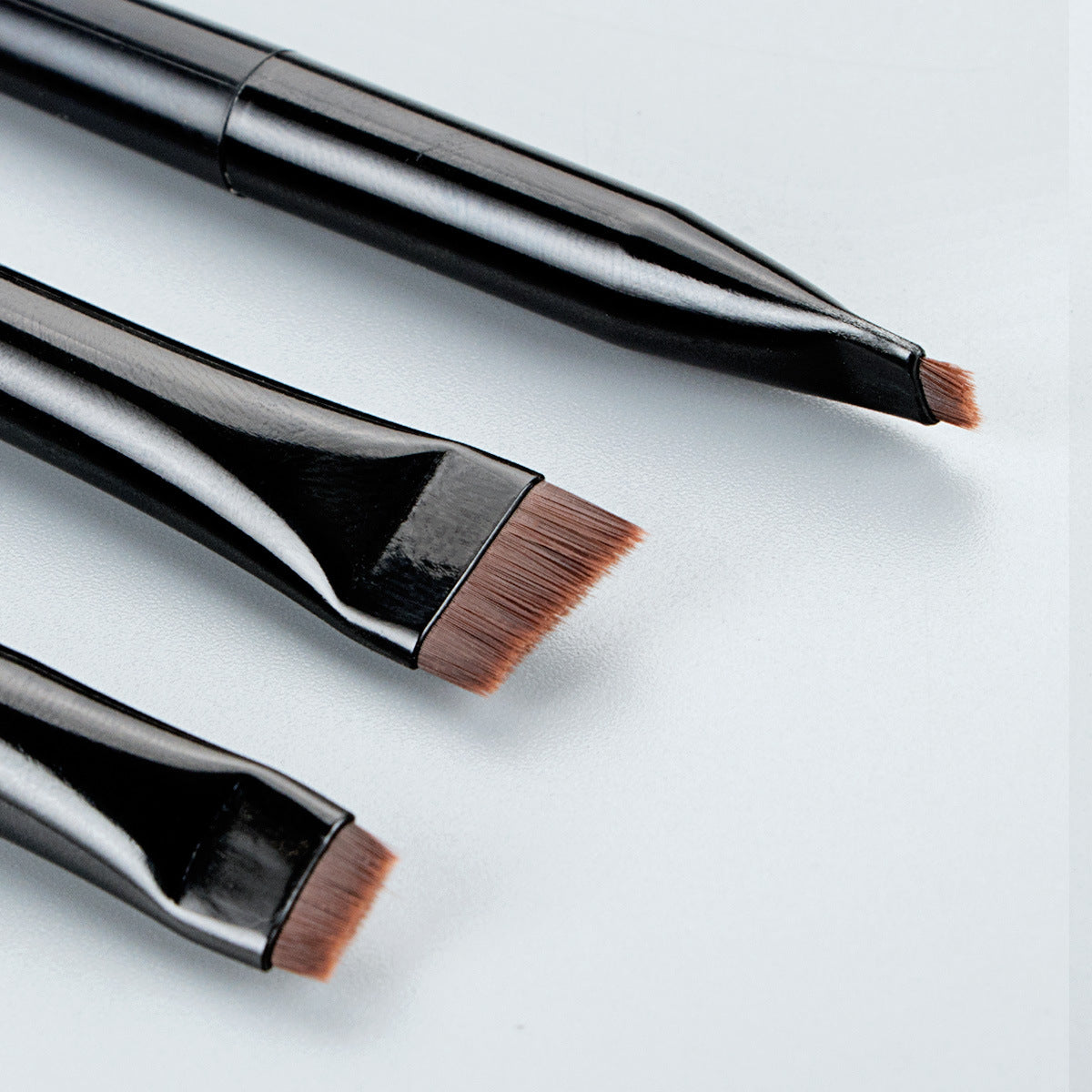 Karsyngirl 3PCS Blade Eyeliner & Eyebrow Brush Set - Portable Fine Tip Makeup Tools