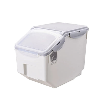 Dog Food Storage Container with Roller Base & Measuring Cup – Leakproof & Mothproof
