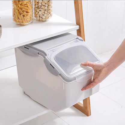 Dog Food Storage Container with Roller Base & Measuring Cup – Leakproof & Mothproof