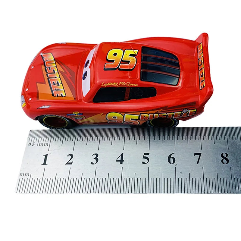 Disney Pixar Cars 2 Lightning McQueen Mini Diecast Racing Car Dinoco Racers Collection for Kids