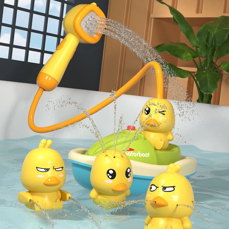 Cute Duck Bathtub Boat Toy – 3 Emotional Ducks with Automatic Water Spray for Toddlers