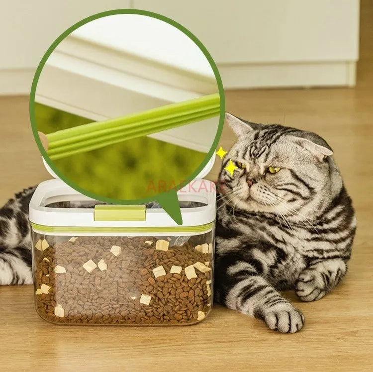Sealed Cat & Dog Food Storage Bucket – Dry & Moisture-Proof Pet Snack Container