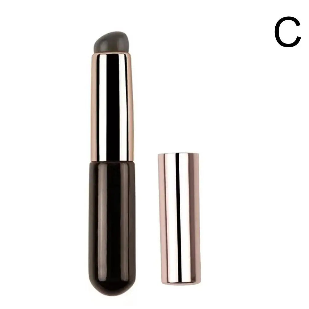 Silicone Lip Brush with Cover - Soft Round Head Concealer & Lipstick Makeup Brush